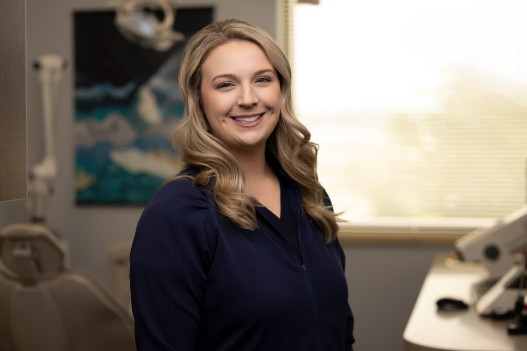 Headshot of Cassie, RDH, showcasing the qualified dental hygienists at Dr. Kevin Burgdorf’s Bridgeton clinic.